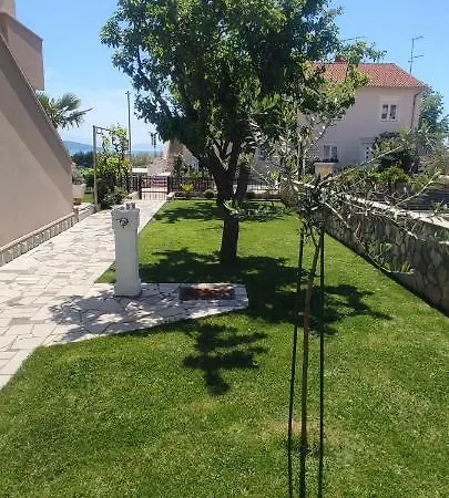 Vesna Apartment *