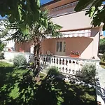 Apartment Vesna *