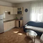 Vesna Apartment *