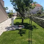 Vesna Apartment *