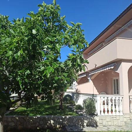 Vesna Apartment